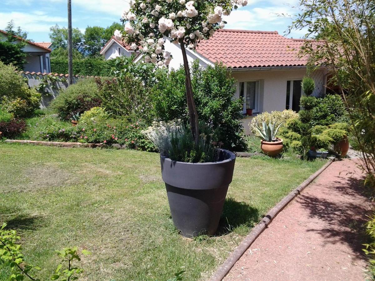 Bed and Breakfast Érable Pourpre Saint-Georges-Haute-Ville Esterno foto